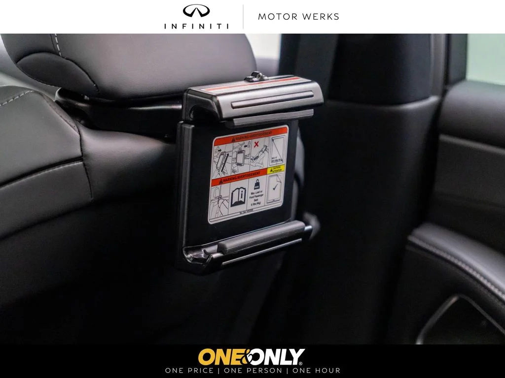 New 2027 GRAPHITE SHADOW INFINITI Luxe AWD image 19