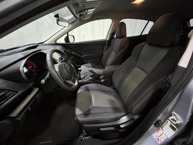 Used 2018 Silver Subaru 2.0i Premium image 11