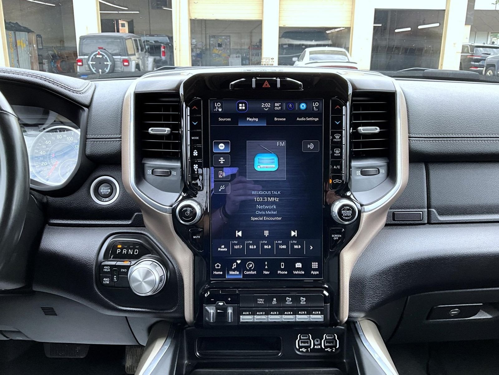 Used 2022 Black Ram Laramie image 14