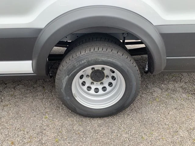 New 2026 White Ford Passenger Van XLT image 36