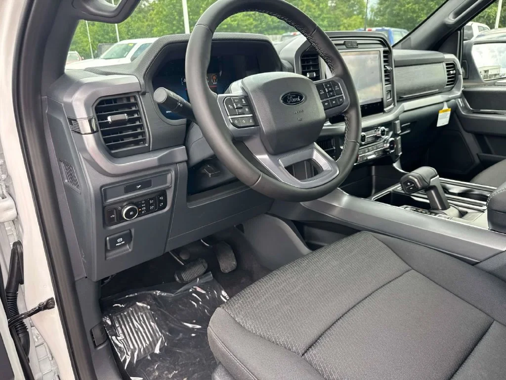 New 2026 White Ford XLT image 22