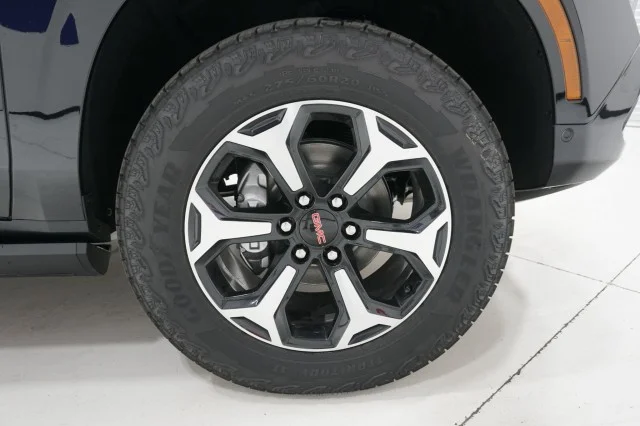 2026 GMC Yukon XL AT4 - Photo 6