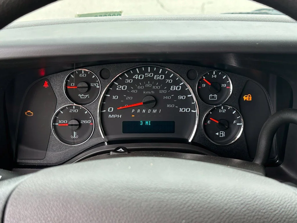 2026 GMC Savana Cargo Work Van - Photo 24