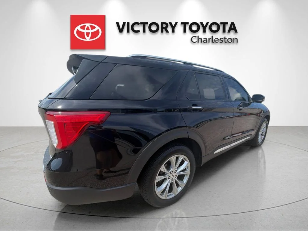 Used 2020 Black Ford Limited image 7