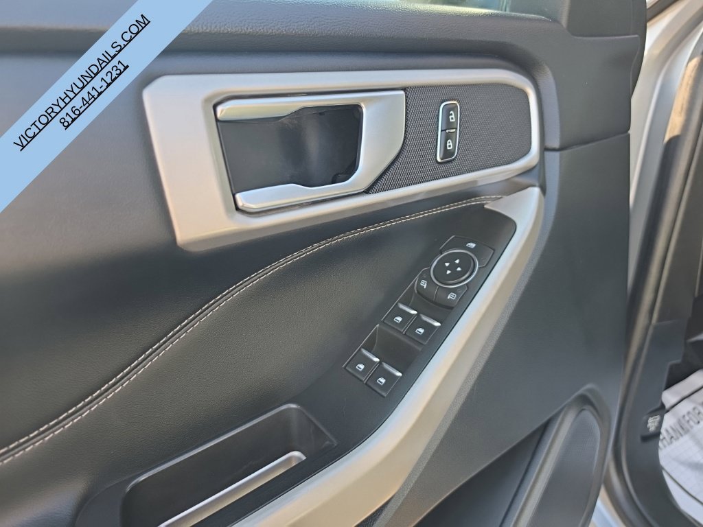 Used 2022 Silver Ford XLT image 14