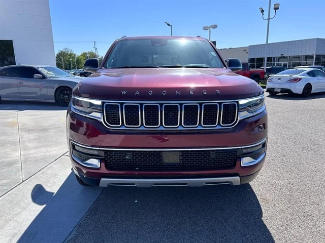 Used 2024 Velvet Red Wagoneer Series II image 2