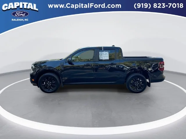 Used 2023 Black Ford Lariat image 5