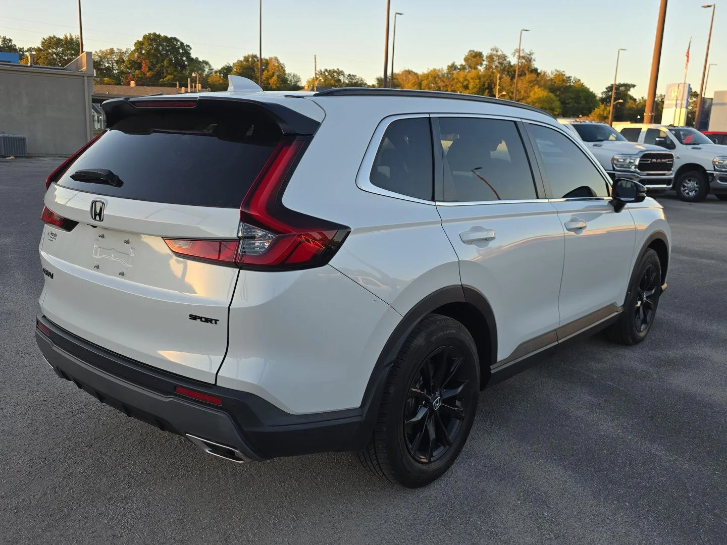 Used 2024 Platinum White Pearl Honda Sport-L image 3