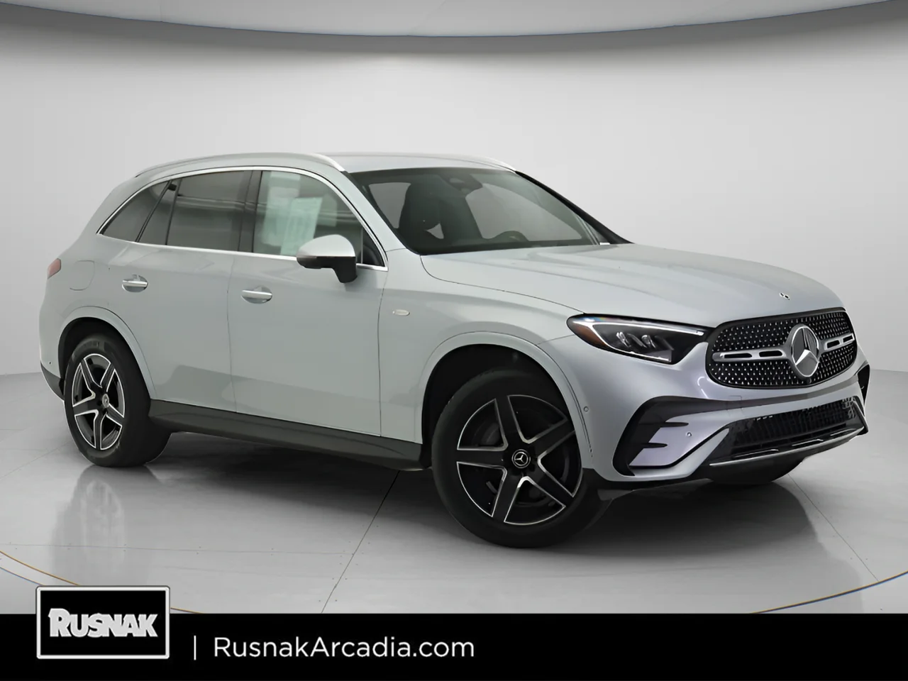 2025 Mercedes-Benz GLC GLC 350e 4MATIC's photo