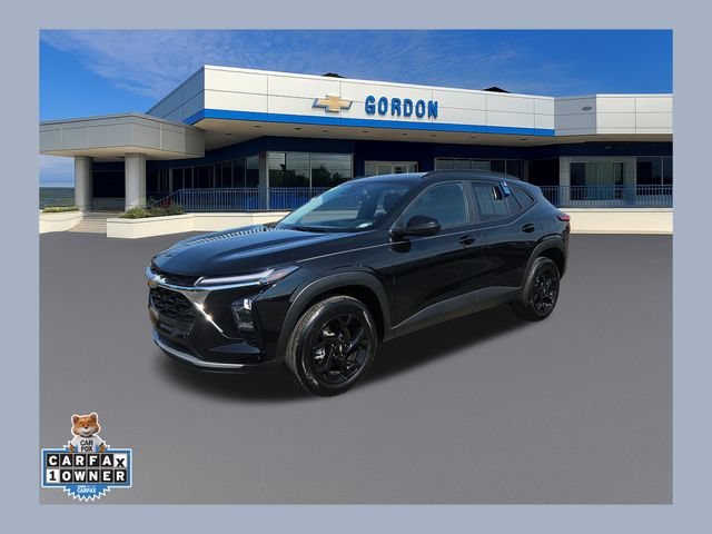 Pre-Owned 2025 Chevrolet Trax LT SUV in Garden City #N3830A