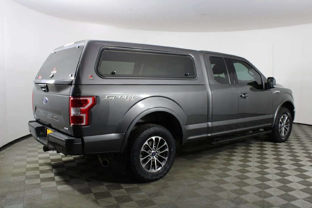 Used 2018 Gray Ford XL image 5