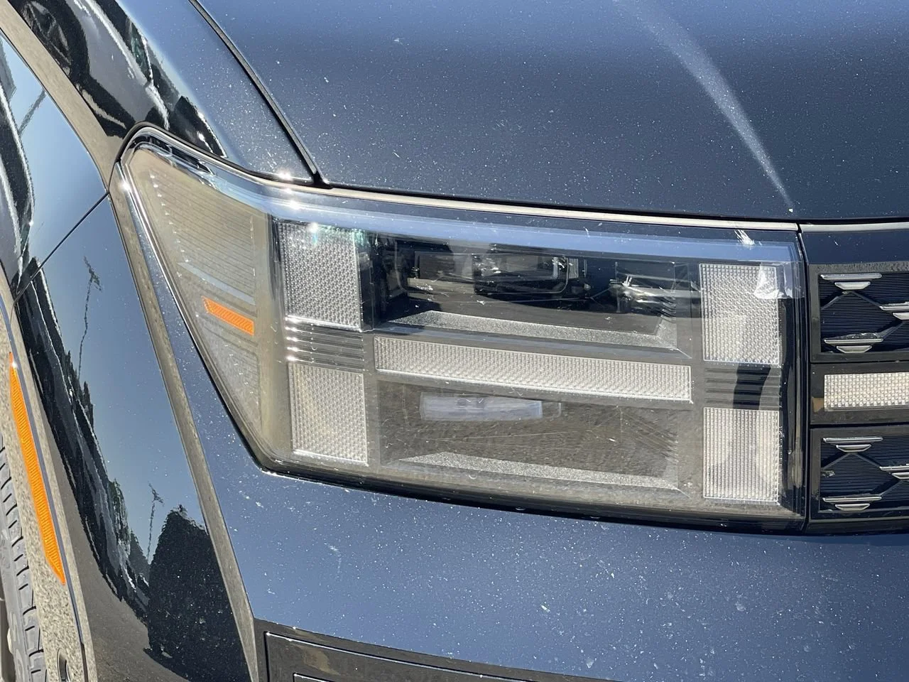 Used 2025 Phantom Black Hyundai Calligraphy image 7