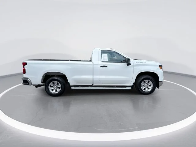 Used 2025 White Chevrolet WT image 9