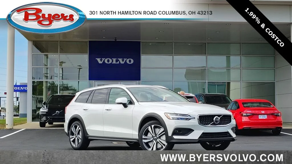 2026 Volvo V60 Cross Country B5 Plus AWD's photo