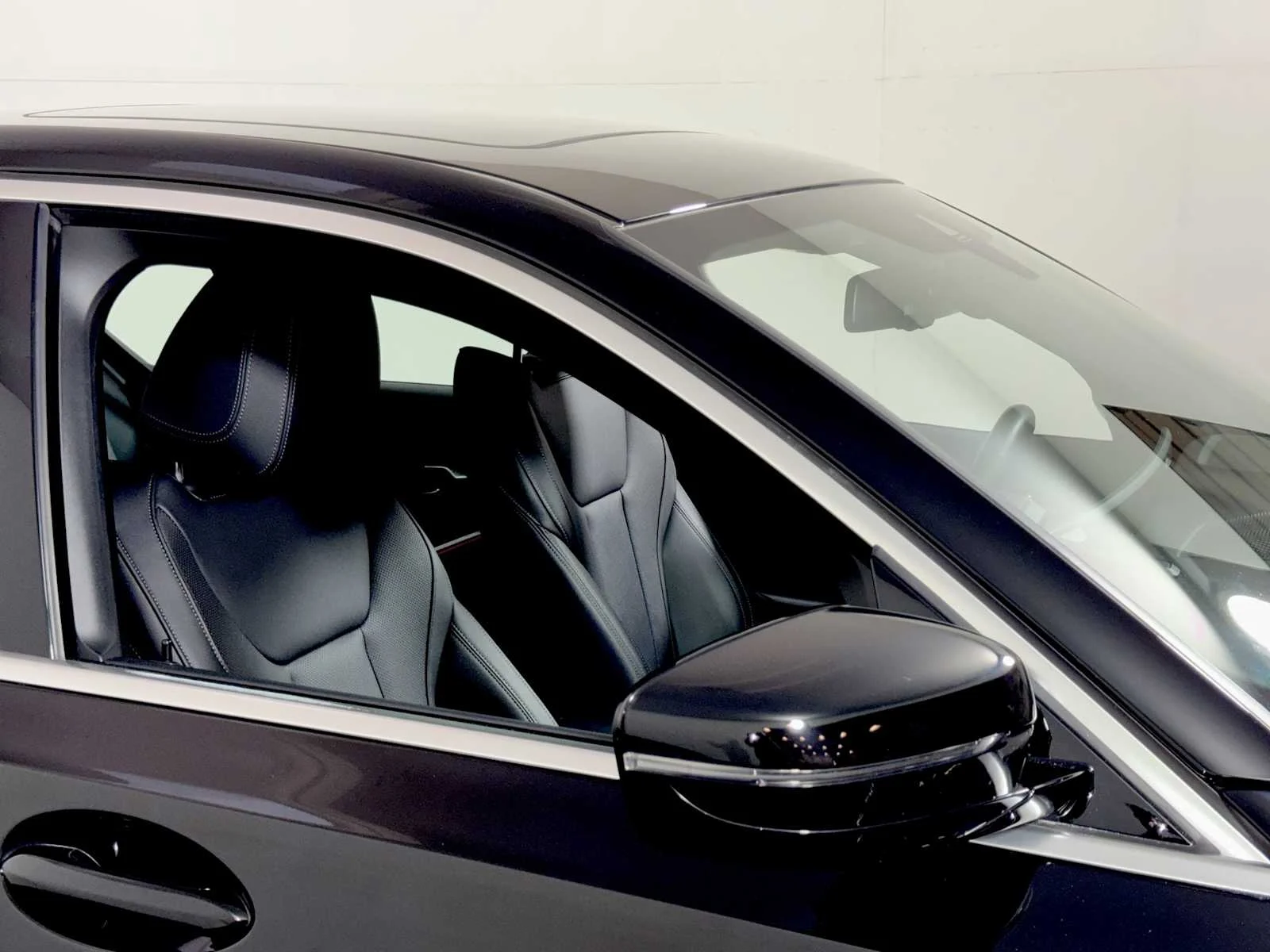 2024 BMW 3 Series 330i - Photo 30