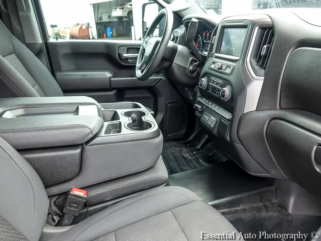 Used 2024 Summit White Chevrolet WT DRW image 24