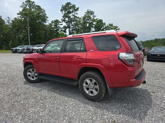 Used 2018 Barcelona Red Metallic Toyota SR5 image 3