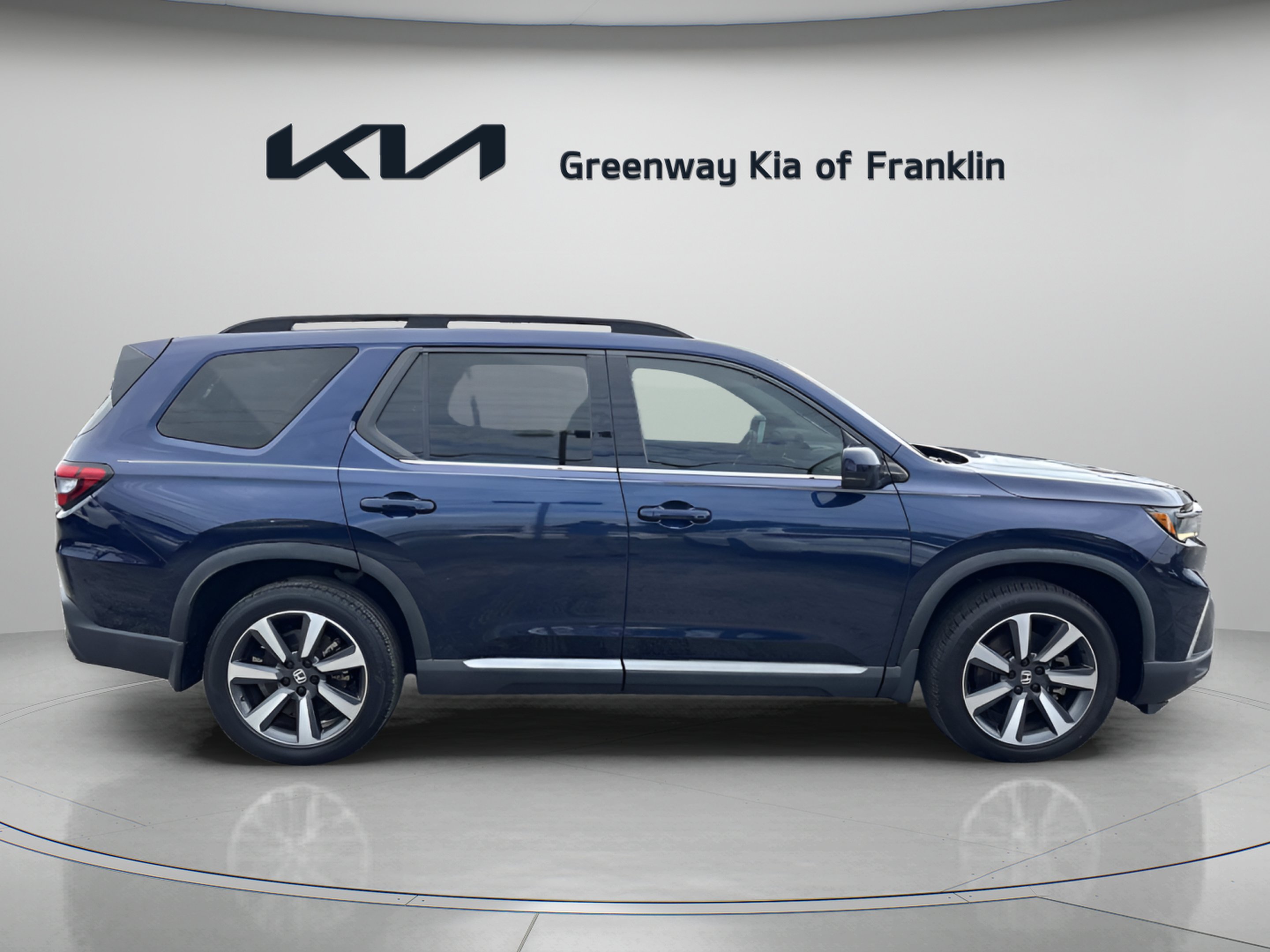 2023 Honda Pilot Touring - Photo 8