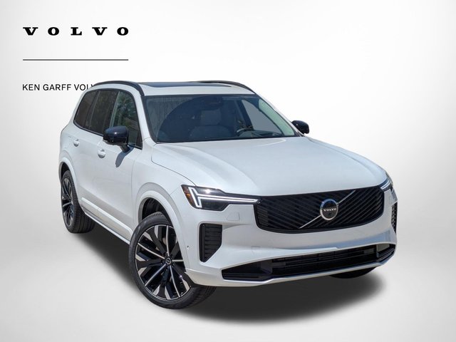 2026 Volvo XC90 Plug-In Hybrid Ultra Dark Theme