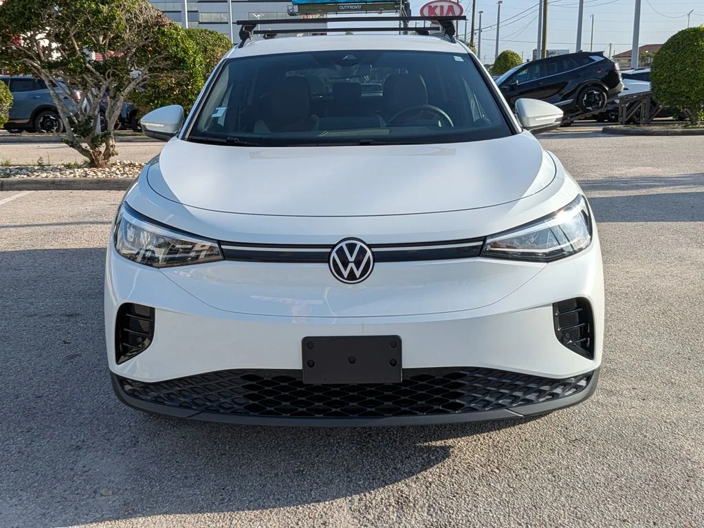 Used 2023 White Volkswagen Standard image 6