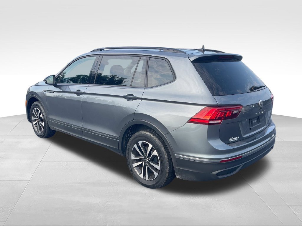 Used 2023 Silver Volkswagen 2.0T S image 3