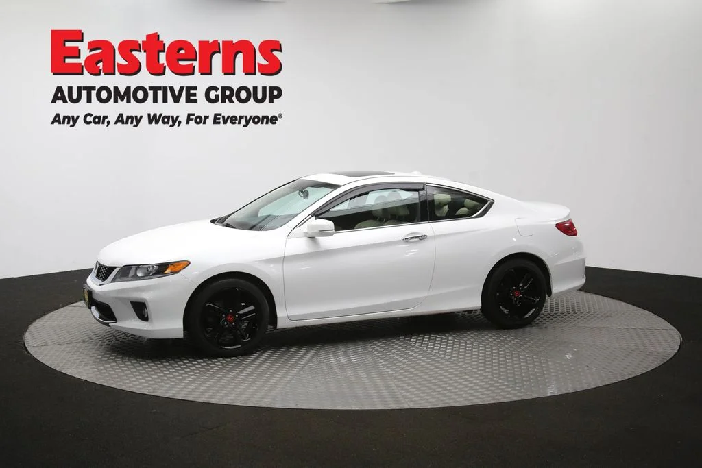 Used 2015 White Honda EX-L image 57