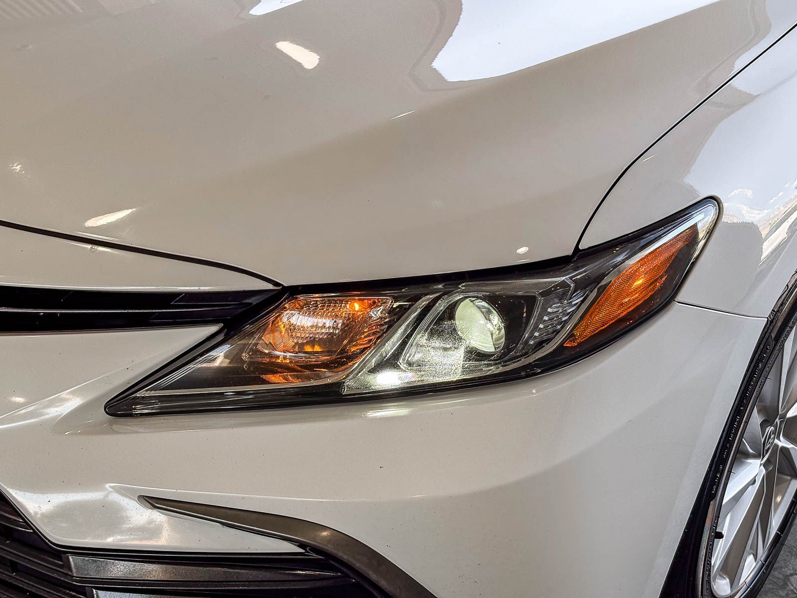 Certified Used 2024 Ice Cap Toyota LE image 8