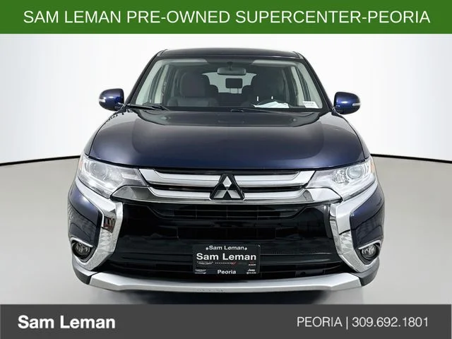 Used 2016  Mitsubishi  image 2