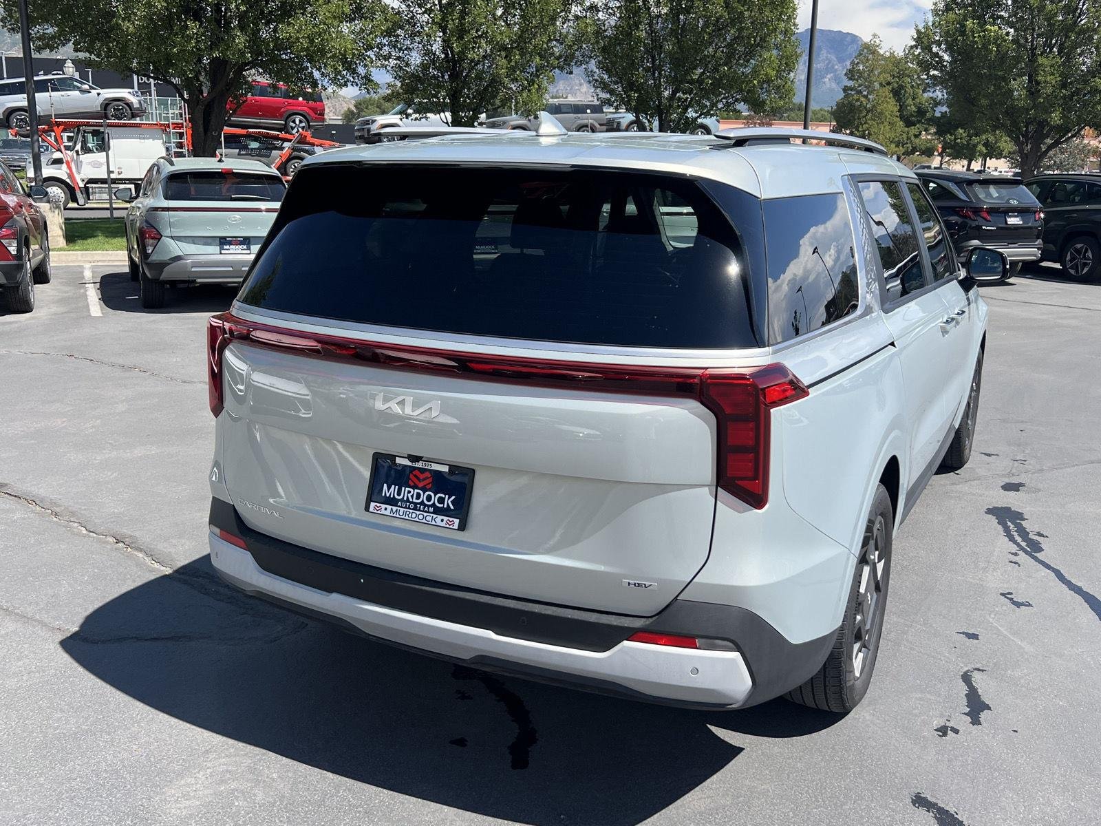2026 Kia Carnival EX - Photo 8
