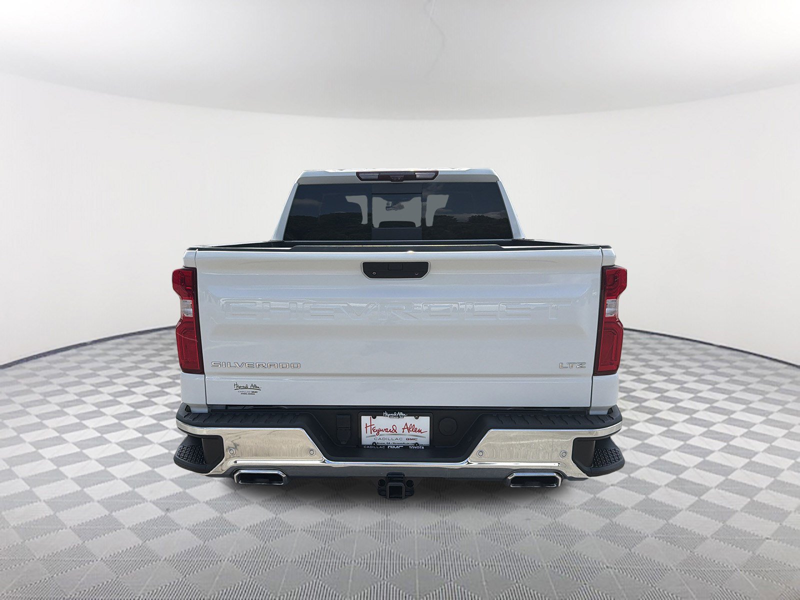 Certified Used 2022 SUMMIT WHITE Chevrolet LTZ image 6