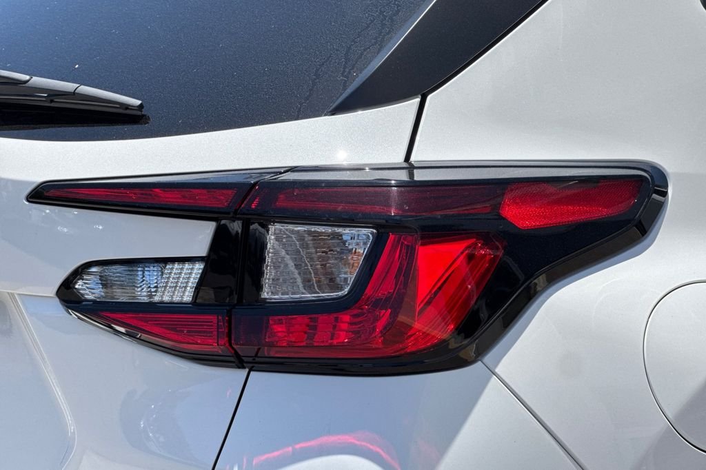 New 2026 CRYSTAL WHITE PEARL Subaru Wilderness image 33