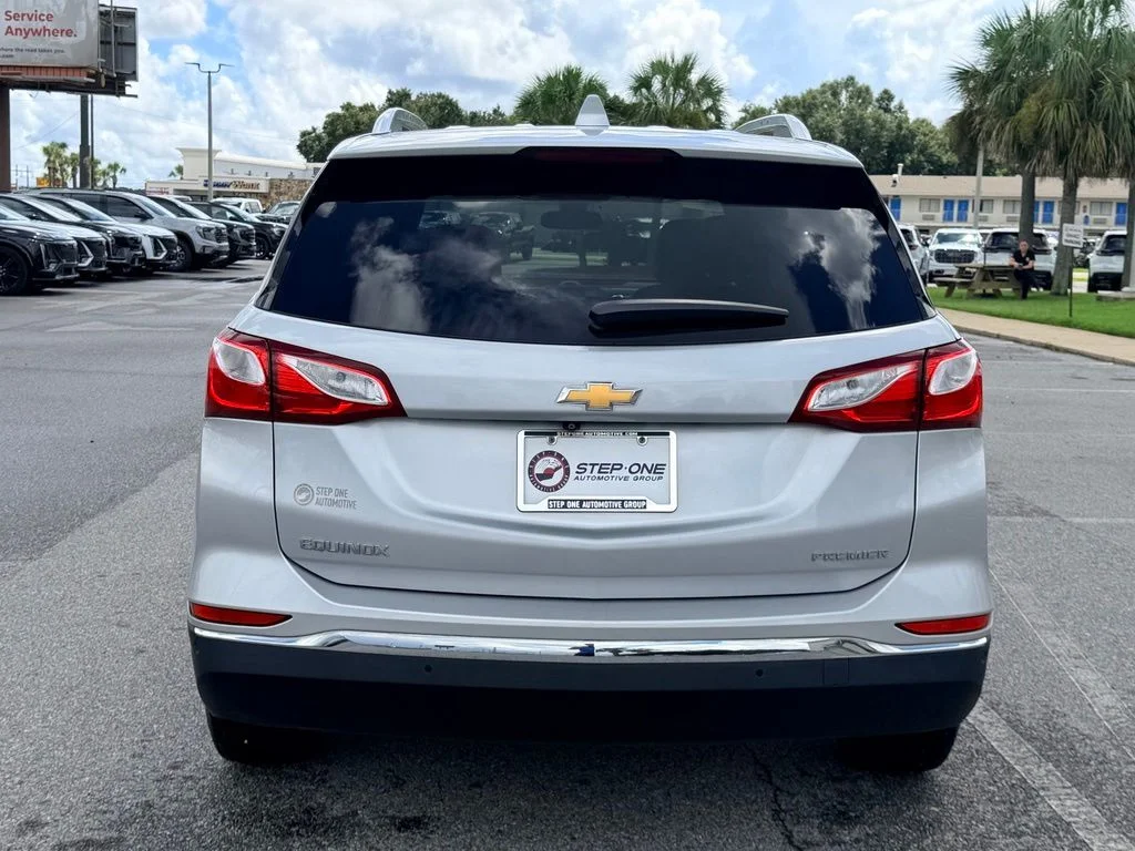 Used 2019 Silver Chevrolet Premier image 5