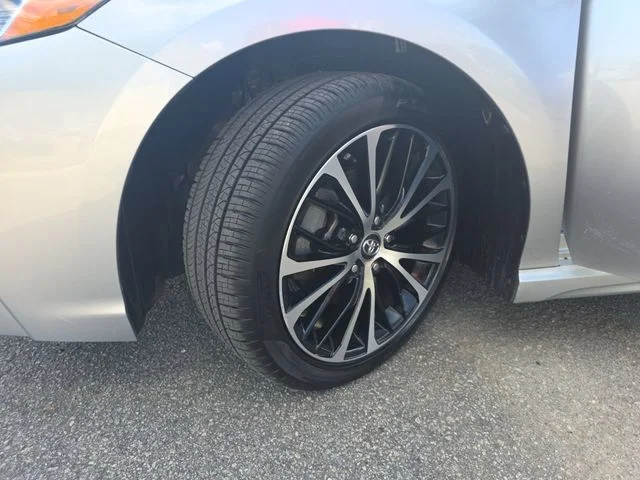 Used 2019 Silver Toyota SE image 30