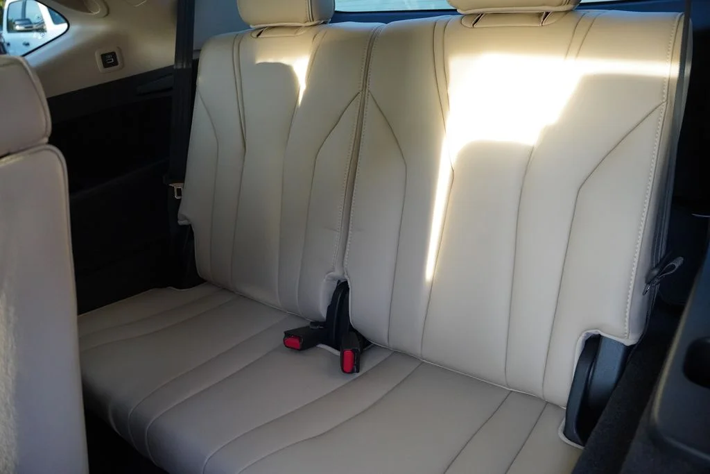 Used 2024 Platinum White Pearl Acura Advance image 18