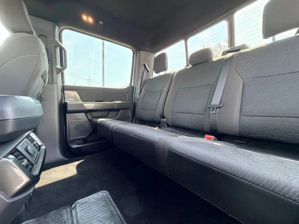 Used 2023 White Ford XLT image 19