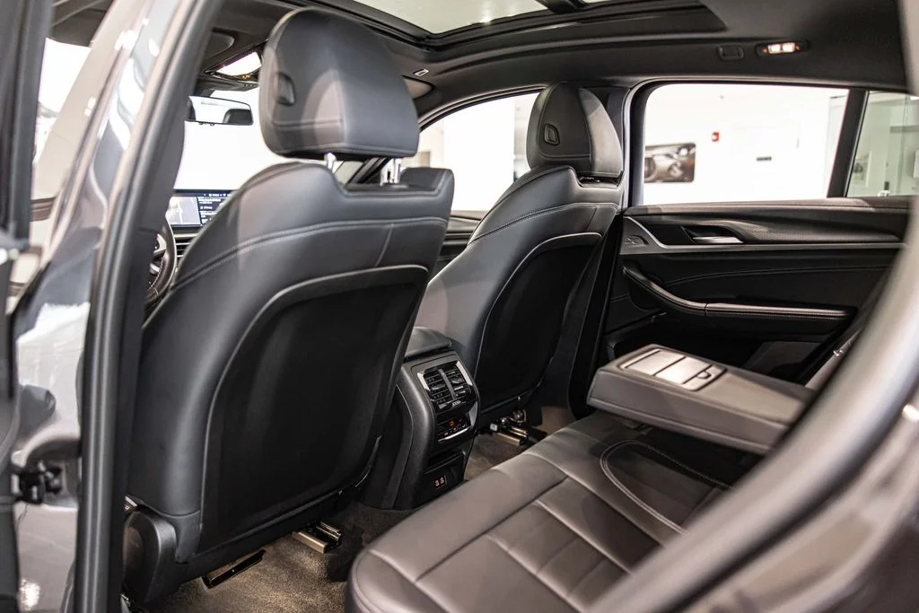 Used 2023 Gray BMW M40i image 36