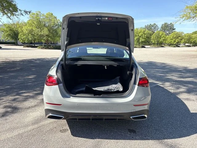 Used 2024  Mercedes-Benz E 350 image 26