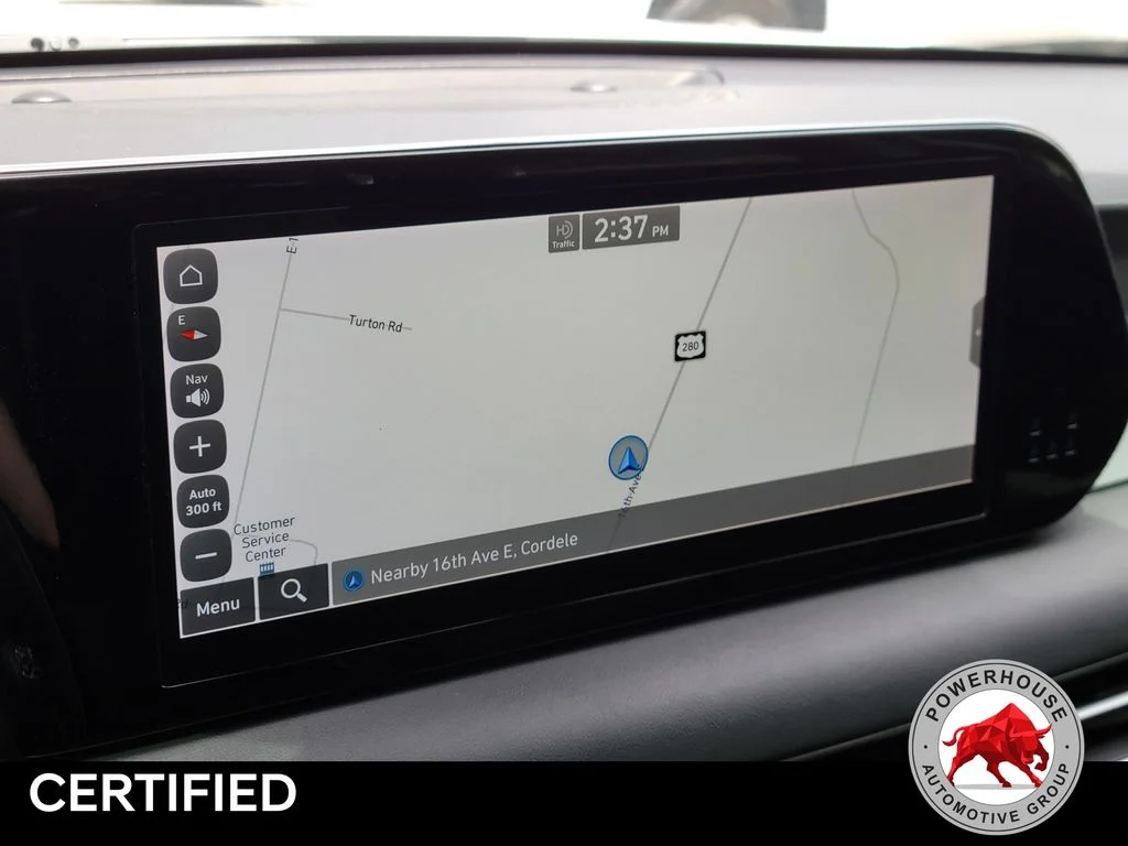 Used 2023 White Hyundai SEL image 28