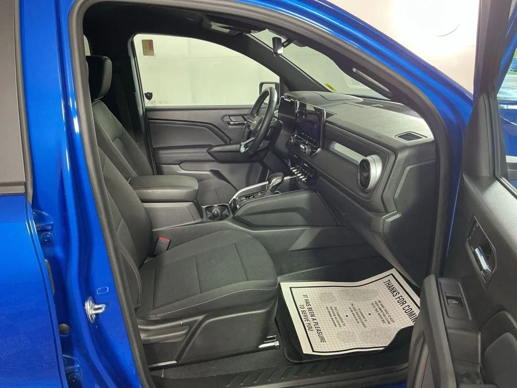Used 2024 Blue Chevrolet LT image 6
