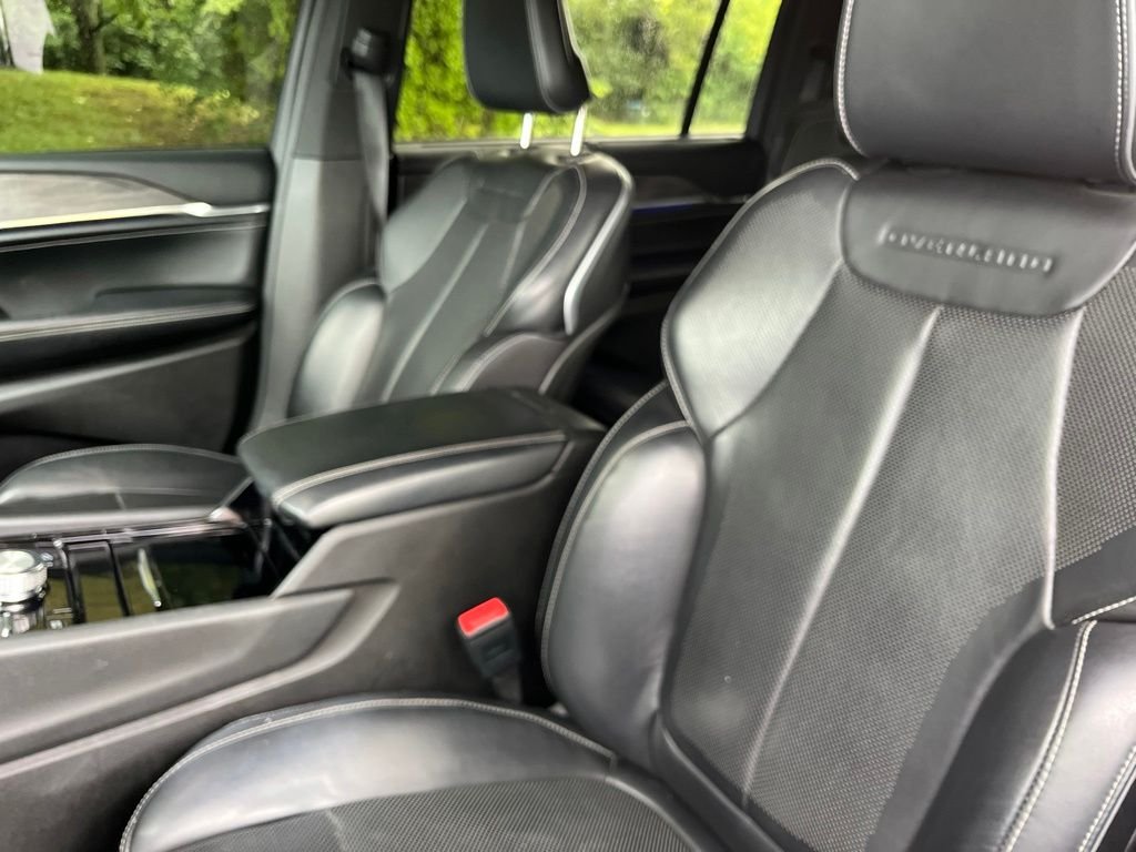 Used 2021 Silver Jeep Overland image 4