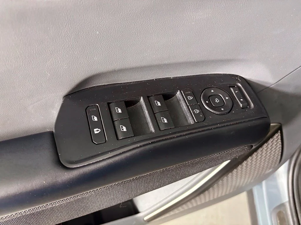 Used 2024 Green Kia GT-Line image 13