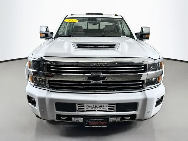Used 2017 White Chevrolet High Country image 2