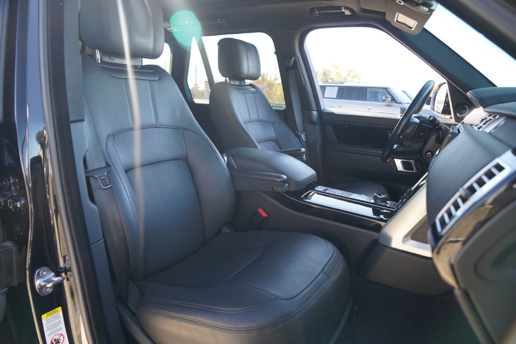 Used 2021 Black Land Rover Westminster image 25