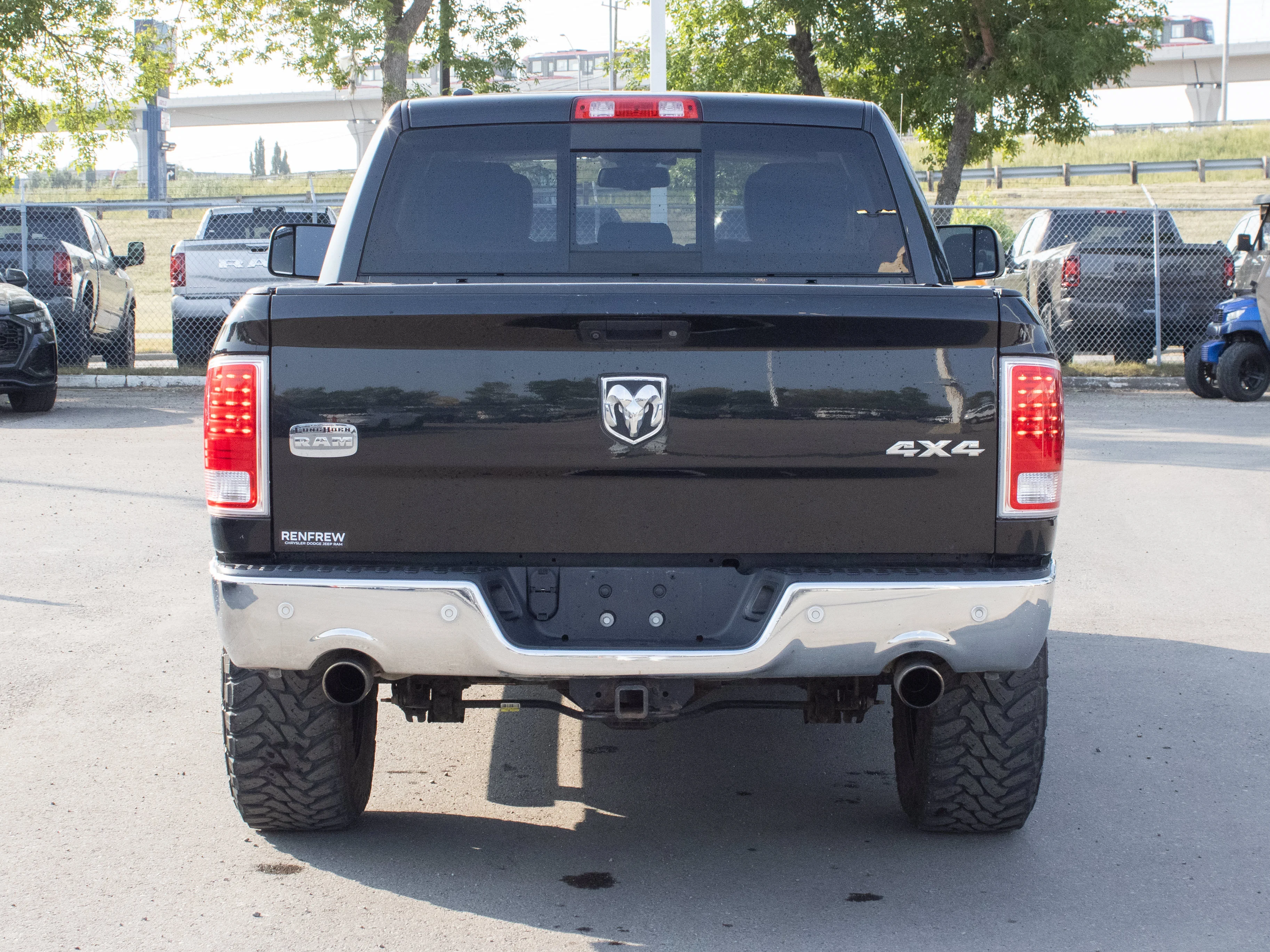Used 2017 Black RAM Longhorn * HEMI V8 | Low KM
