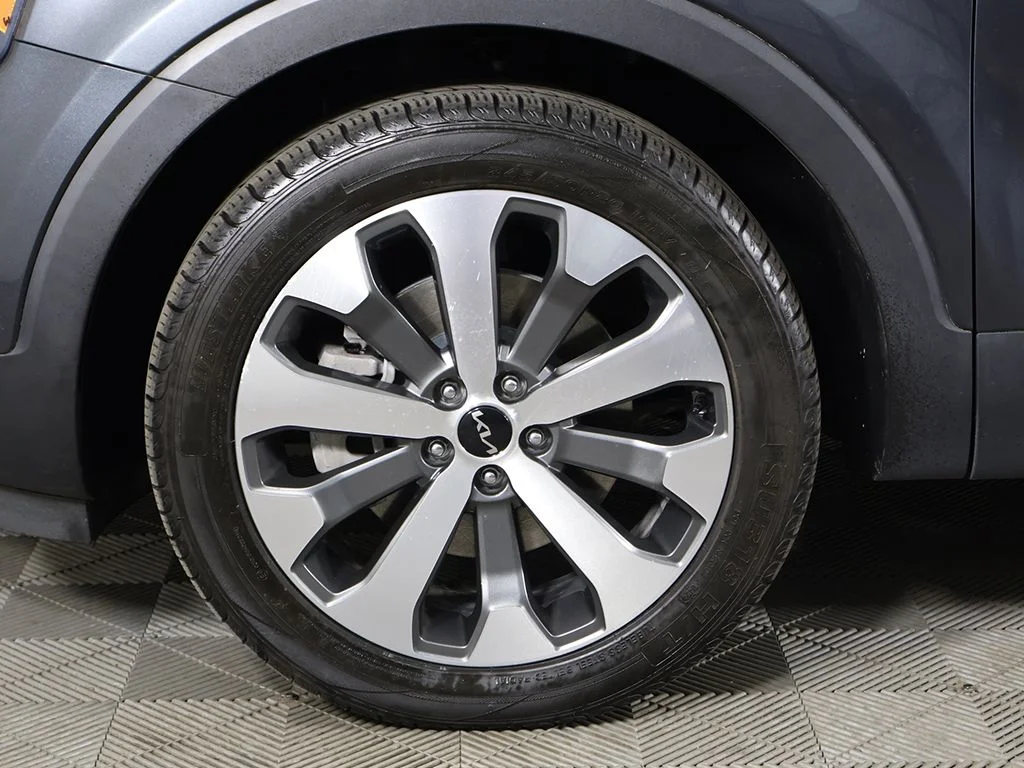 Used 2022 Gray Kia S image 24
