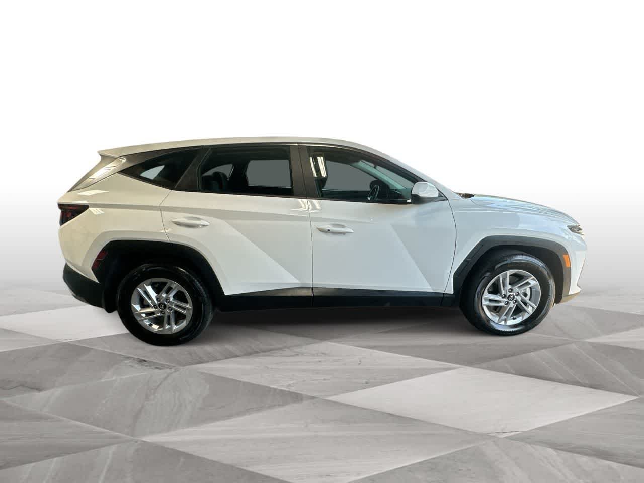 2026 Hyundai Tucson SE - Photo 9