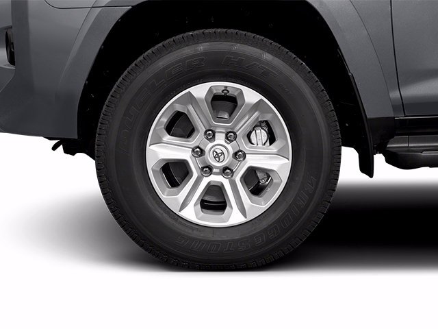 Used 2014 White Toyota SR5 image 11