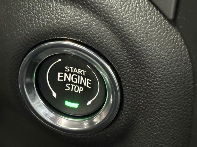 Used 2026 White Chevrolet WT image 21