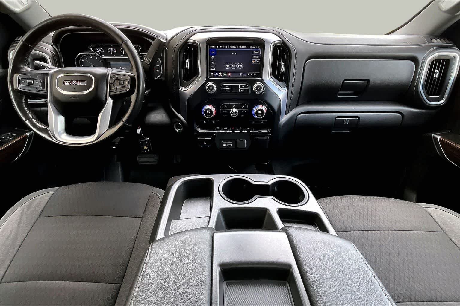 Used 2020 Onyx Black GMC SLE image 16