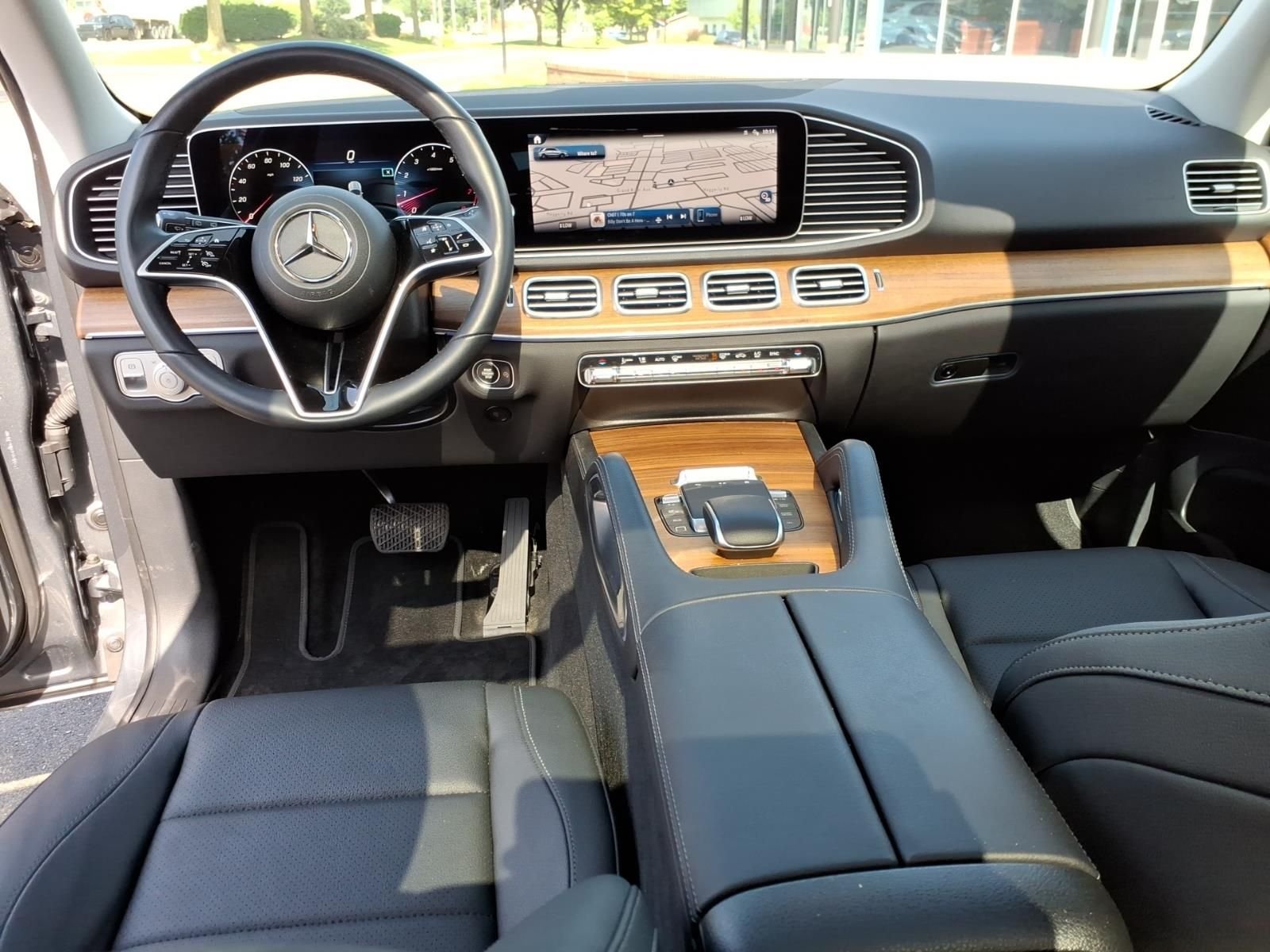 Certified Used 2025  Mercedes-Benz GLE 350 image 14
